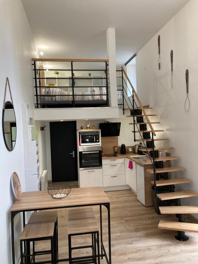 Appartement Au Coeur D'Espalion La Cabane Du Lot Екстериор снимка